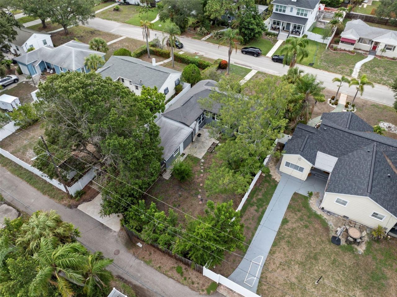 446 37th Avenue Ne, Saint Petersburg, FL 33704 Photo
