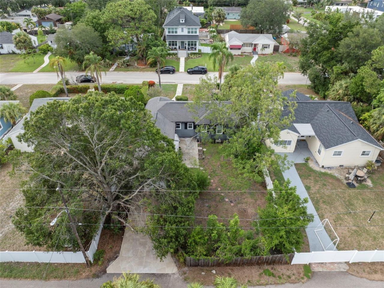 446 37th Avenue Ne, Saint Petersburg, FL 33704 Photo