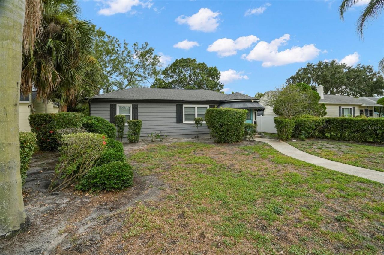 446 37th Avenue Ne, Saint Petersburg, FL 33704 Photo