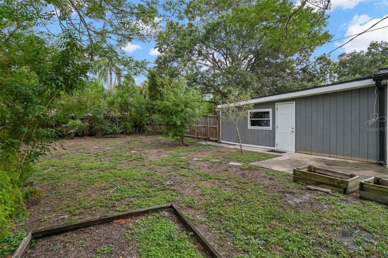 446 37th Avenue Ne, Saint Petersburg, FL 33704 Photo