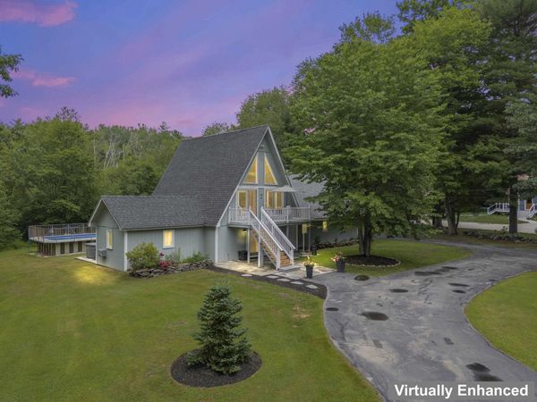 19 North Road, North Hampton, NH 03862