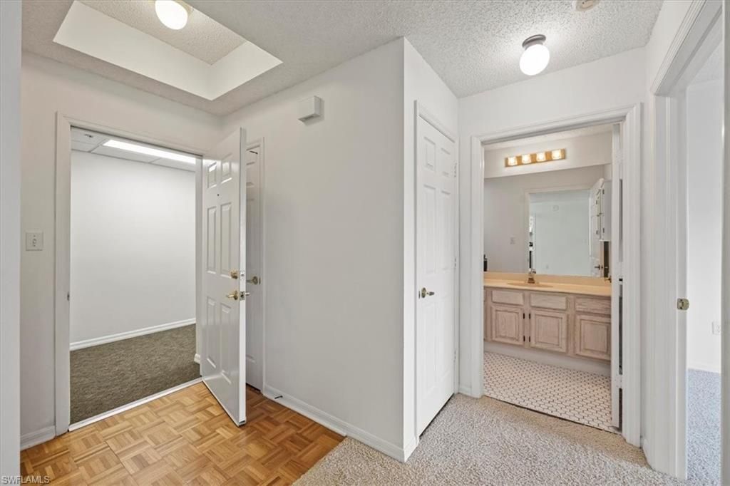 900 Arbor Lake Dr, Unit 9-307, Naples, FL 34110 Photo