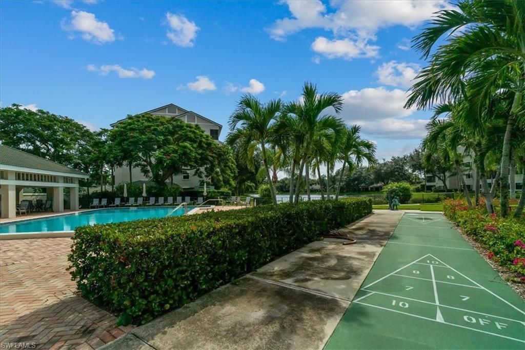 900 Arbor Lake Dr, Unit 9-307, Naples, FL 34110 Photo