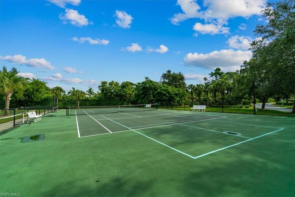 900 Arbor Lake Dr, Unit 9-307, Naples, FL 34110 Photo