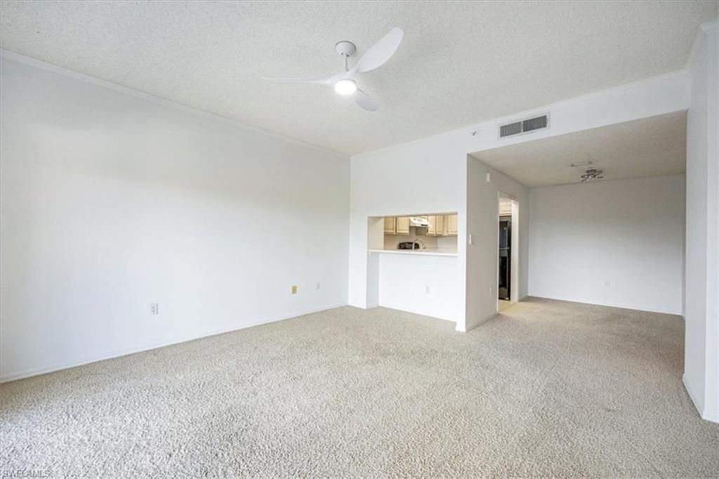 900 Arbor Lake Dr, Unit 9-307, Naples, FL 34110 Photo