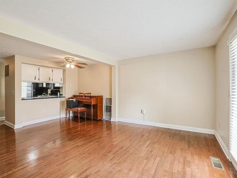 3334 Huntsman Trace, Pierce Twp, OH 45102 Photo 9