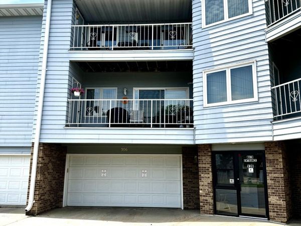 920 W Norway #306 Ave, Mitchell, SD 57301