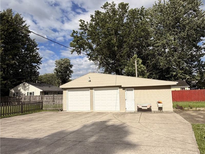 Elyria, OH 44035 Photo 5