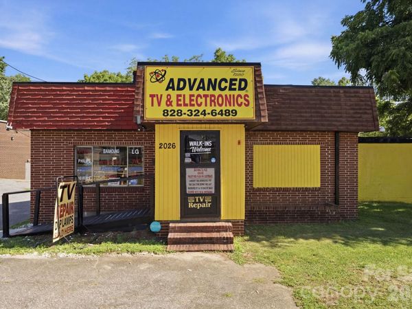 2026 12th Avenue NE, Hickory, NC 28601