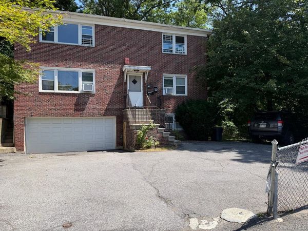 82 Laurel Place , Unit 2, Yonkers, NY 10704