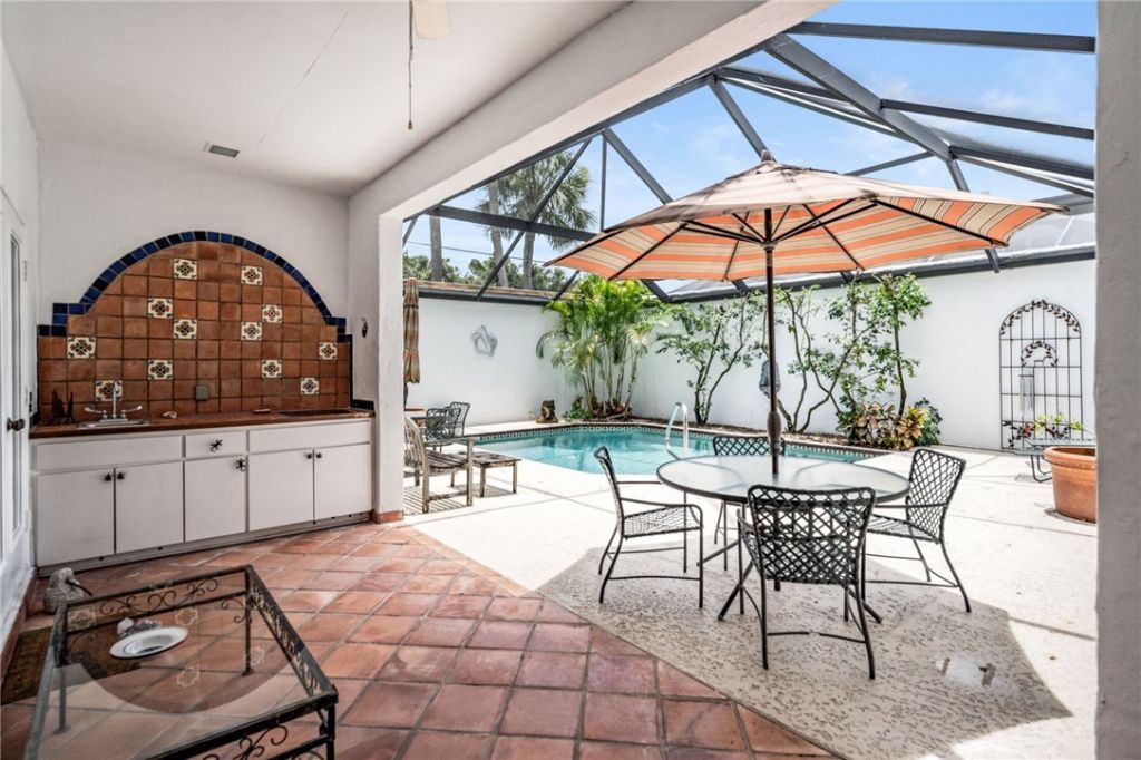 2135 Via Fuentes, Unit 2135, Vero Beach, FL 32963 Photo