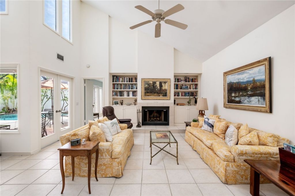 2135 Via Fuentes, Unit 2135, Vero Beach, FL 32963 Photo