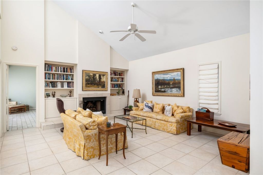 2135 Via Fuentes, Unit 2135, Vero Beach, FL 32963 Photo