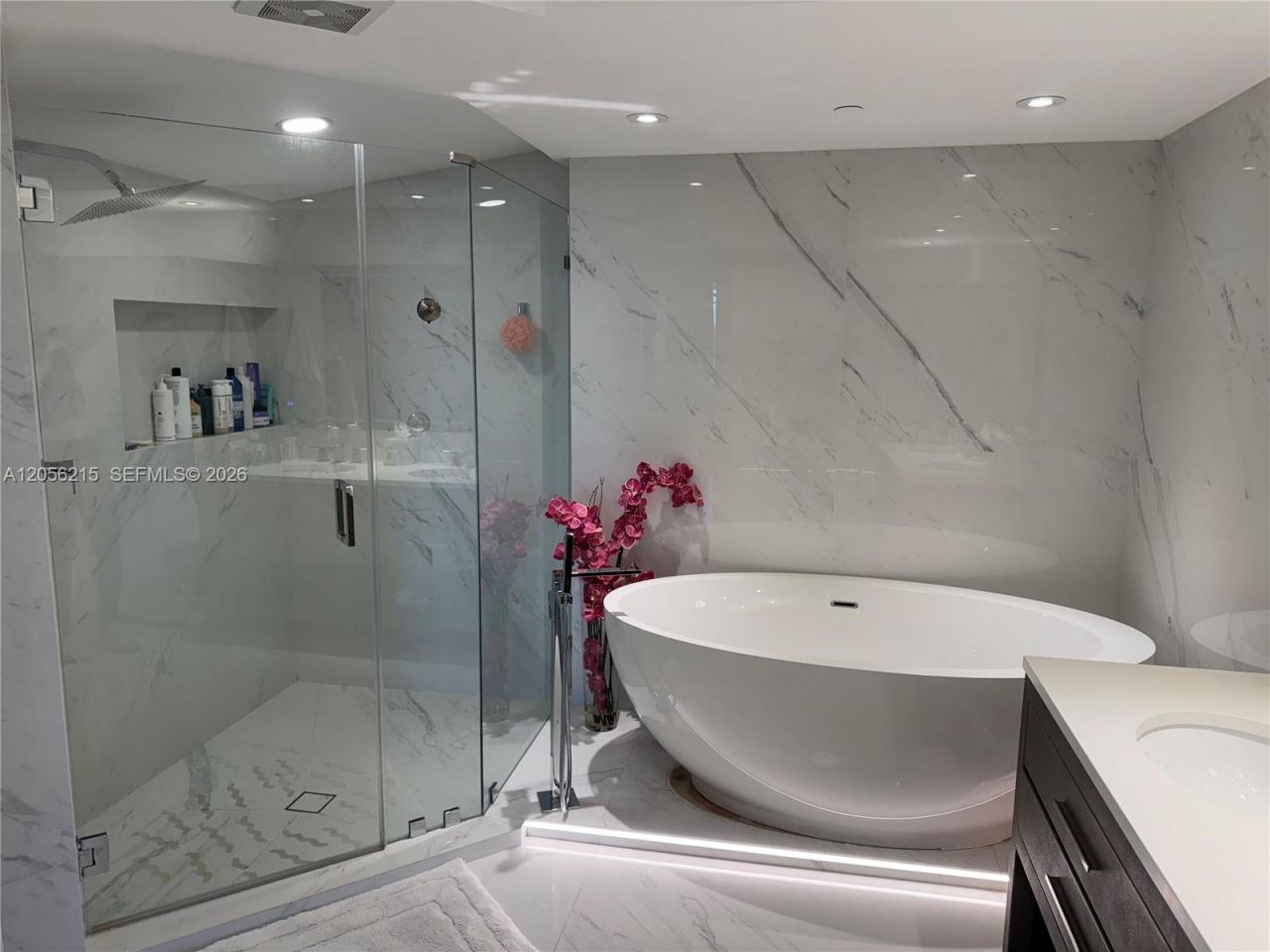 6000 Island Blvd, Unit 402, Aventura, FL 33160 Photo