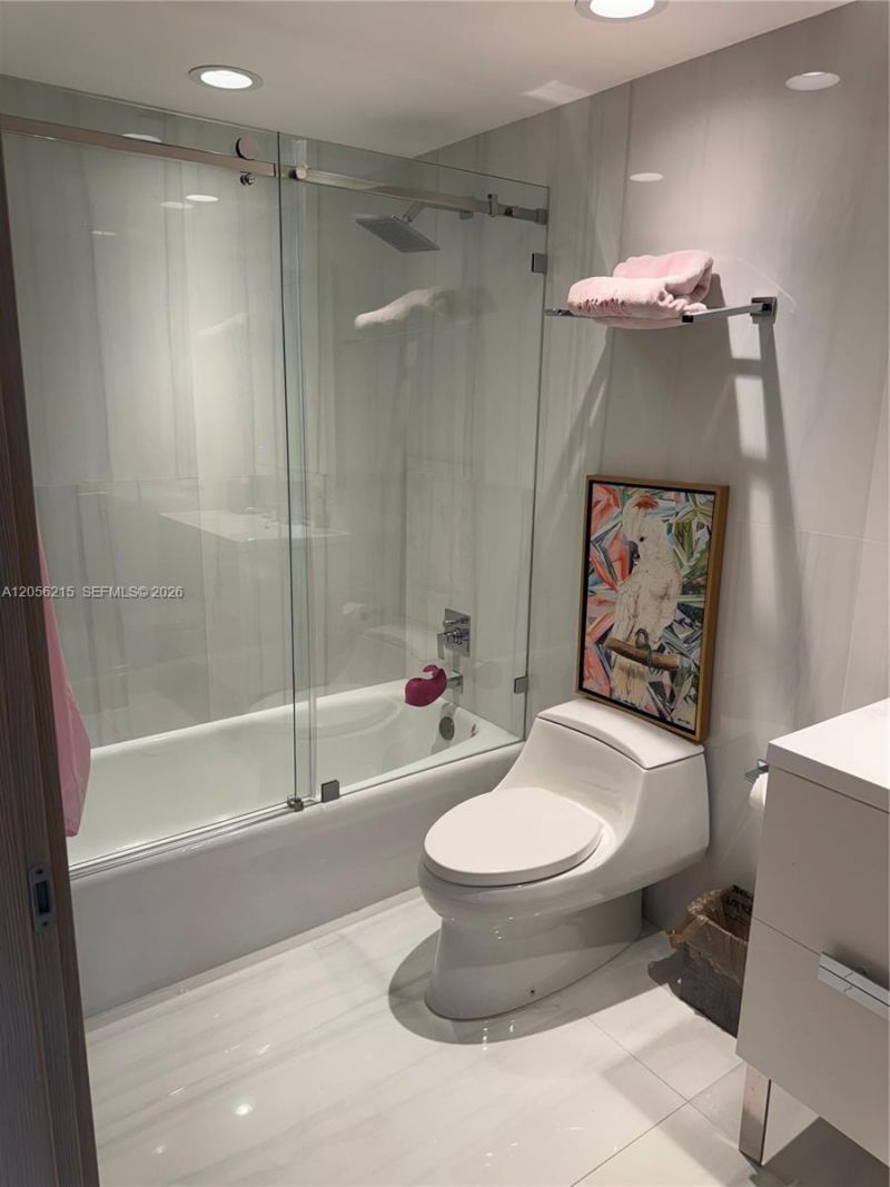 6000 Island Blvd, Unit 402, Aventura, FL 33160 Photo