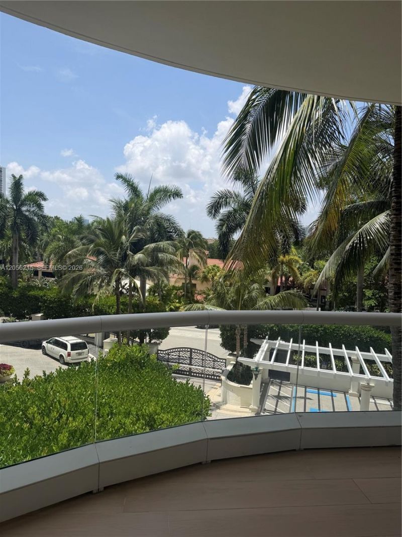 6000 Island Blvd, Unit 402, Aventura, FL 33160 Photo