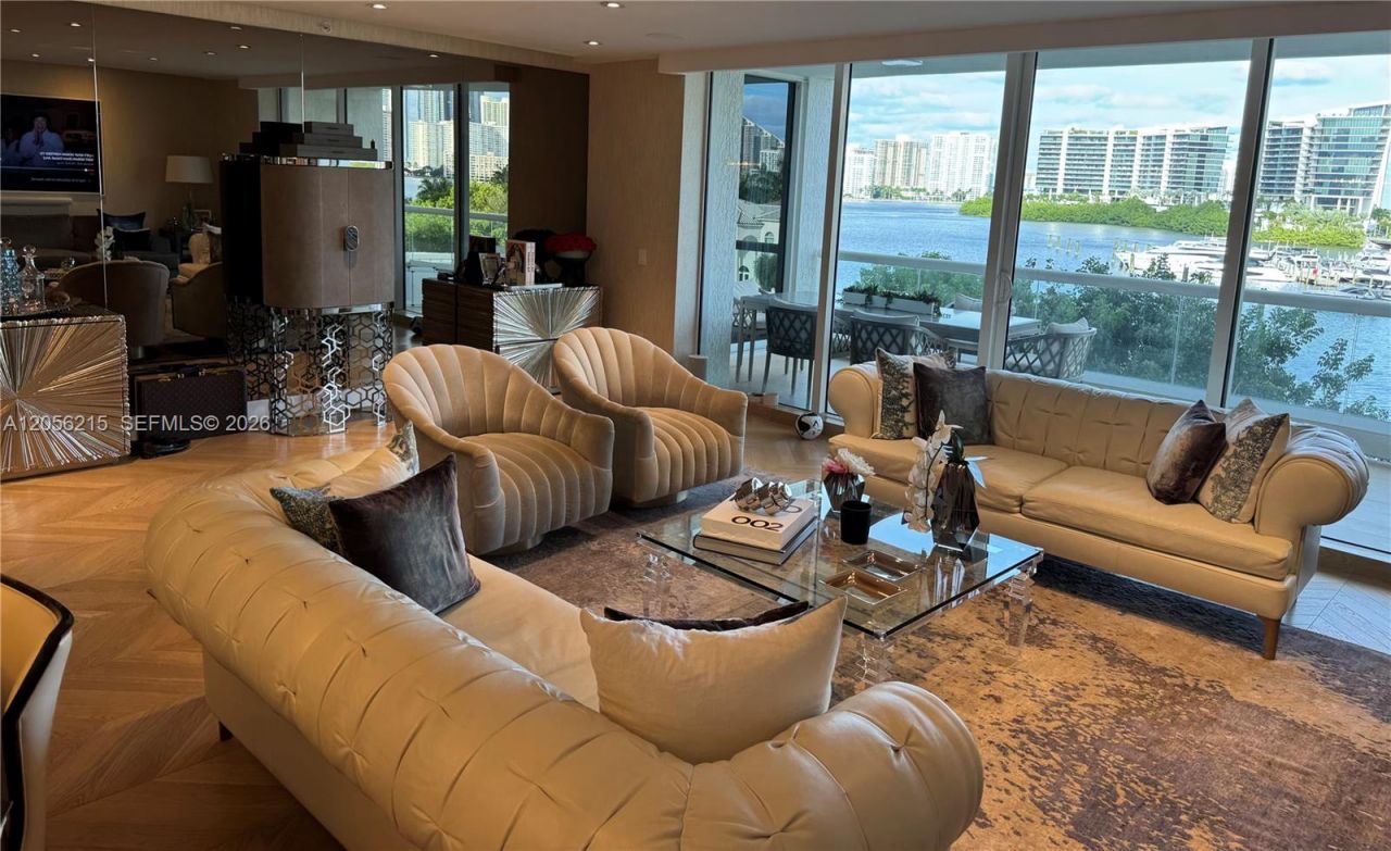 6000 Island Blvd, Unit 402, Aventura, FL 33160 Photo