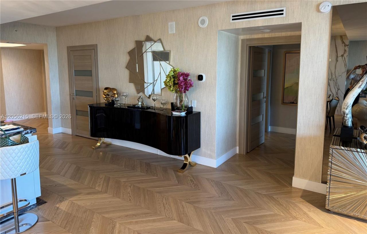 6000 Island Blvd, Unit 402, Aventura, FL 33160 Photo