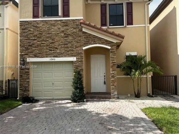 11240 SW 239th St , Homestead, FL 33032