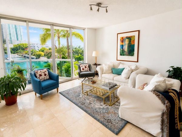 7918 Harbor Island Dr, Unit 310, North Bay Village, FL 33141