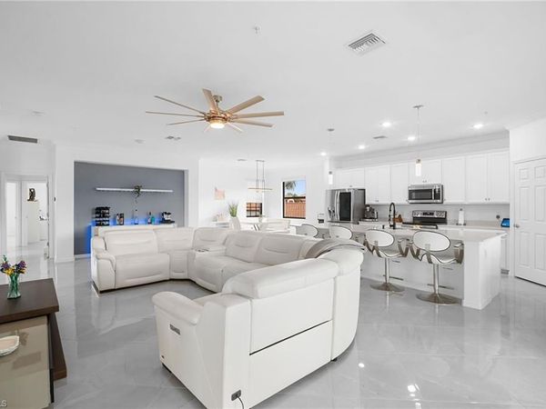 11879 Arboretum Run DR , Unit 201, FORT MYERS, FL 33913