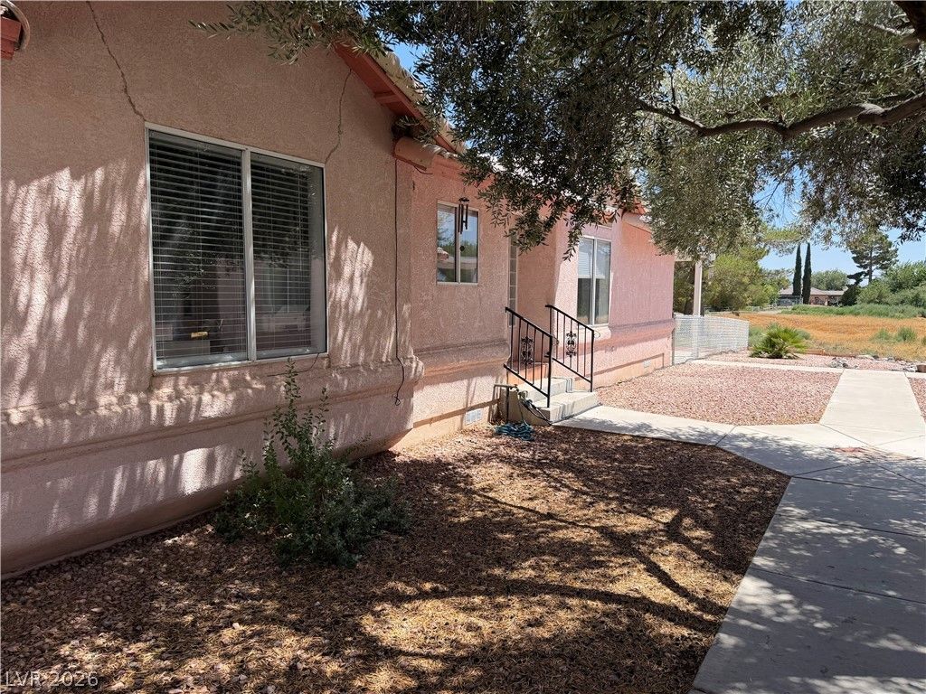 1021 Bourbon Street, Pahrump, NV 89048 Main Photo