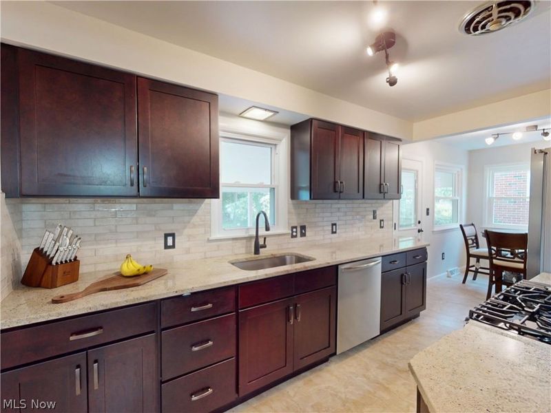 1791 Kapel Drive, Euclid, OH 44117 Photo 9