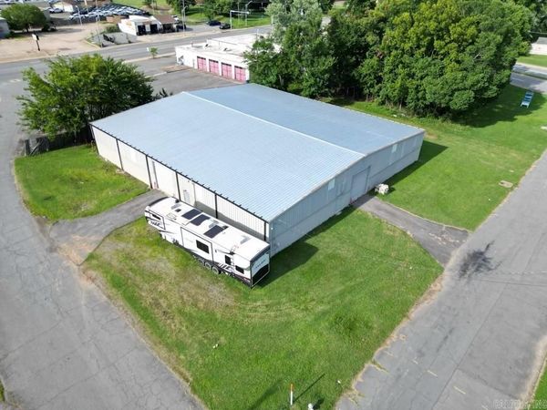 200 N Cedar Street , North Little Rock, AR 72114