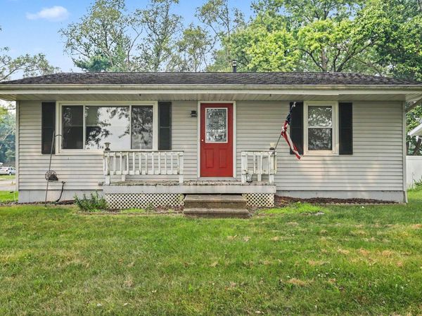 900 Jefferson Street, Three Rivers, MI 49093