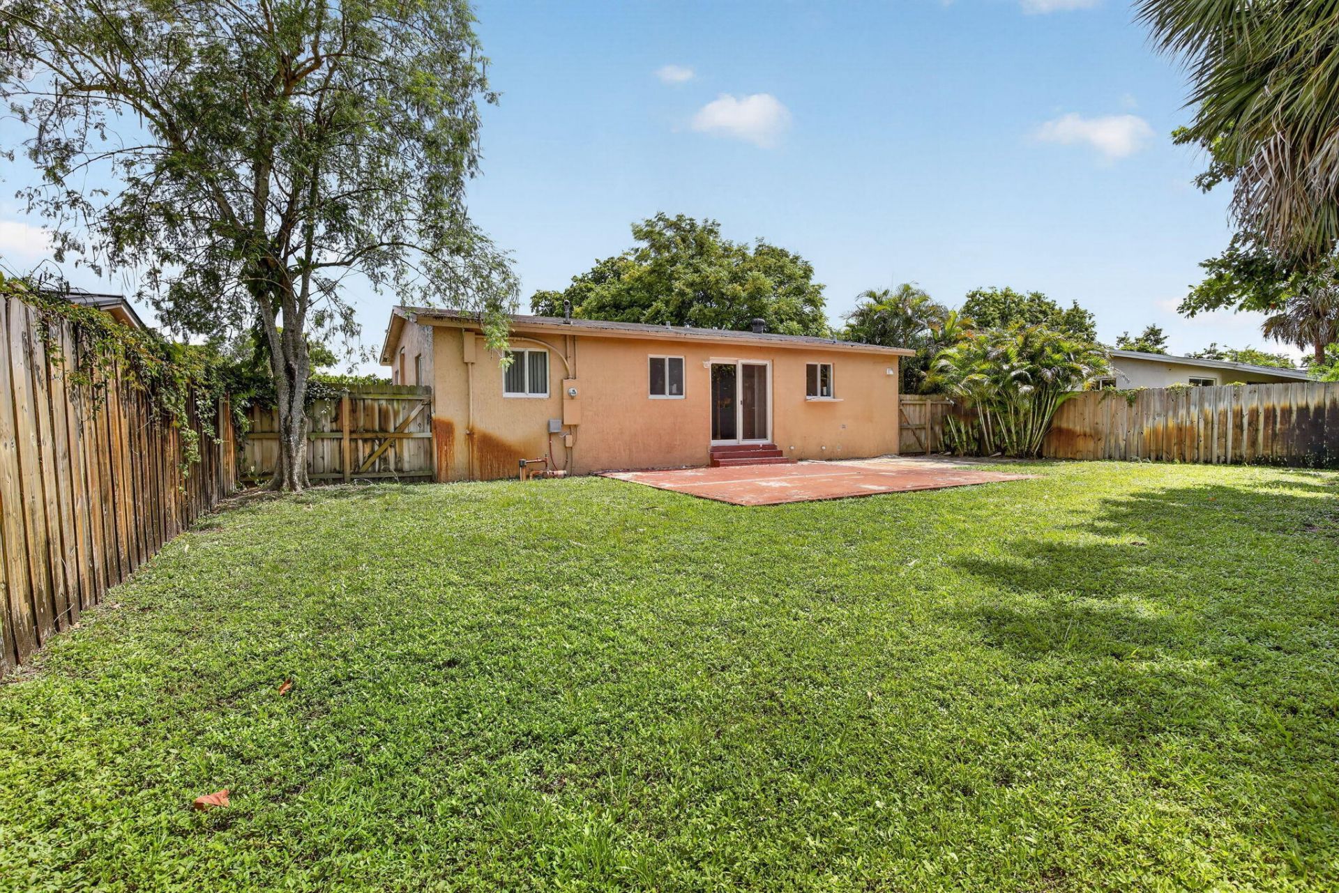 6281 NW 14th Court, Sunrise, FL 33313 Photo