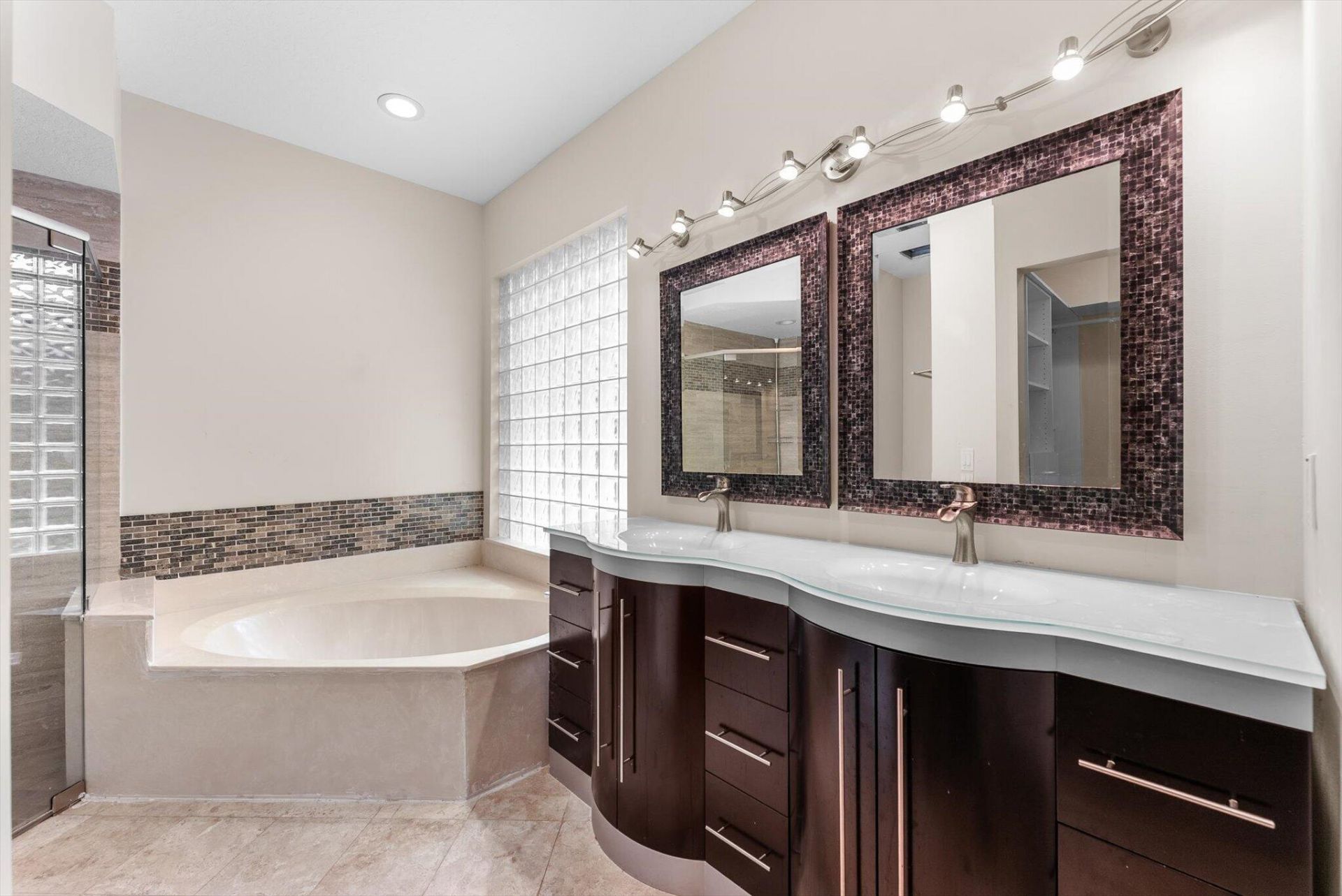 4 Glengary Road, Palm Beach Gardens, FL 33418 Photo
