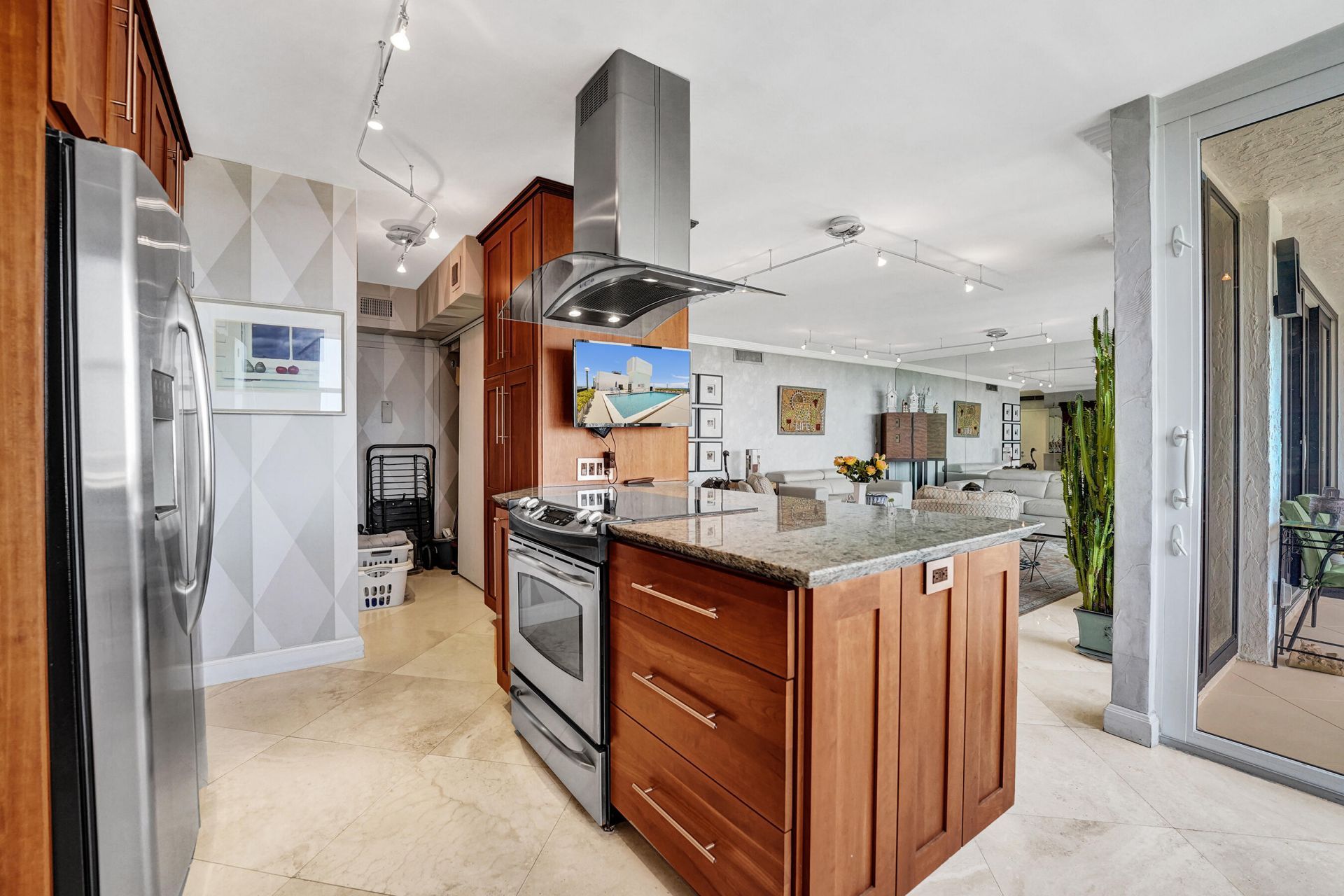 936 Intracoastal Drive, Unit 22C, Fort Lauderdale, FL 33304 Photo