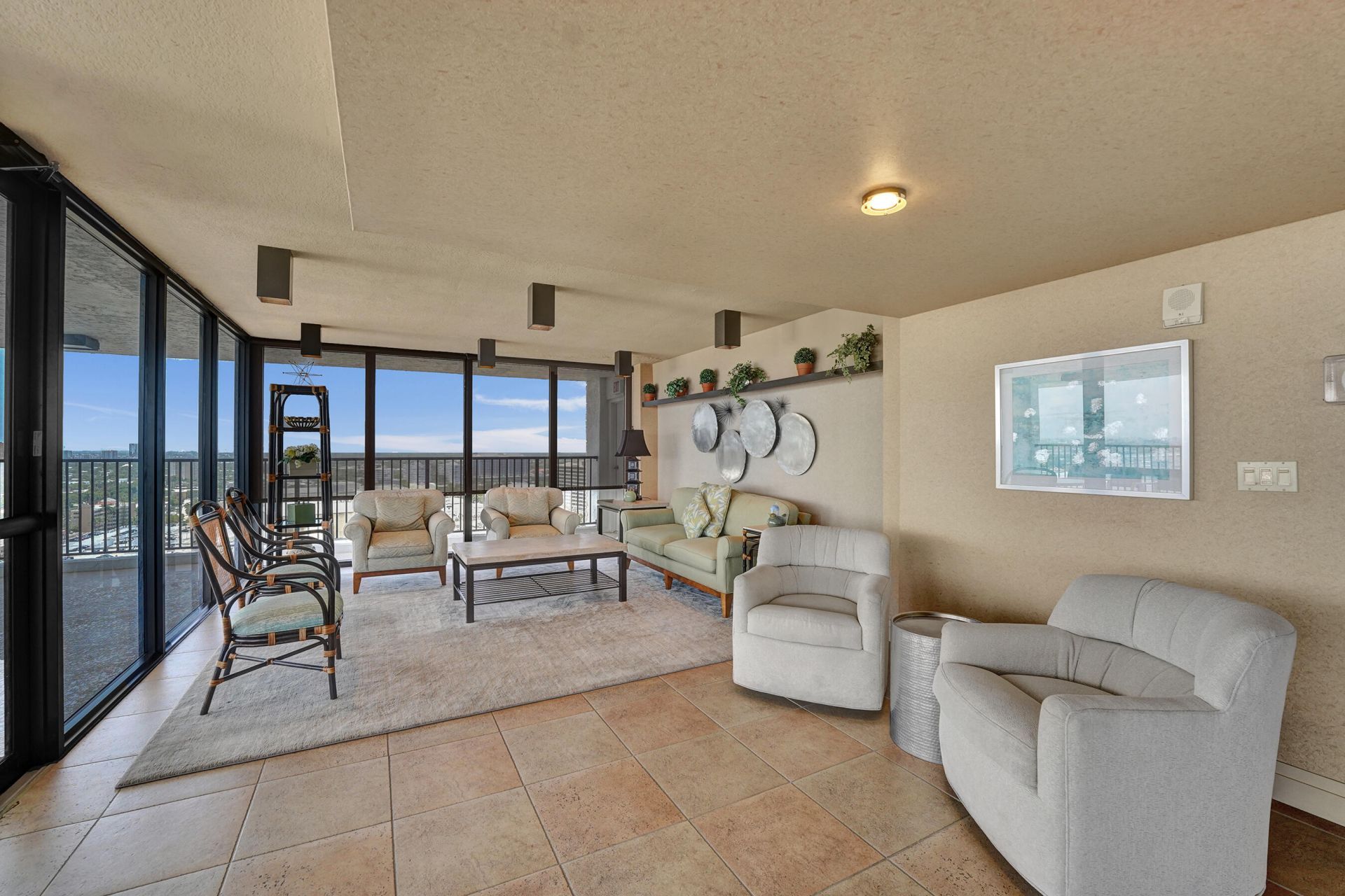 936 Intracoastal Drive, Unit 22C, Fort Lauderdale, FL 33304 Photo