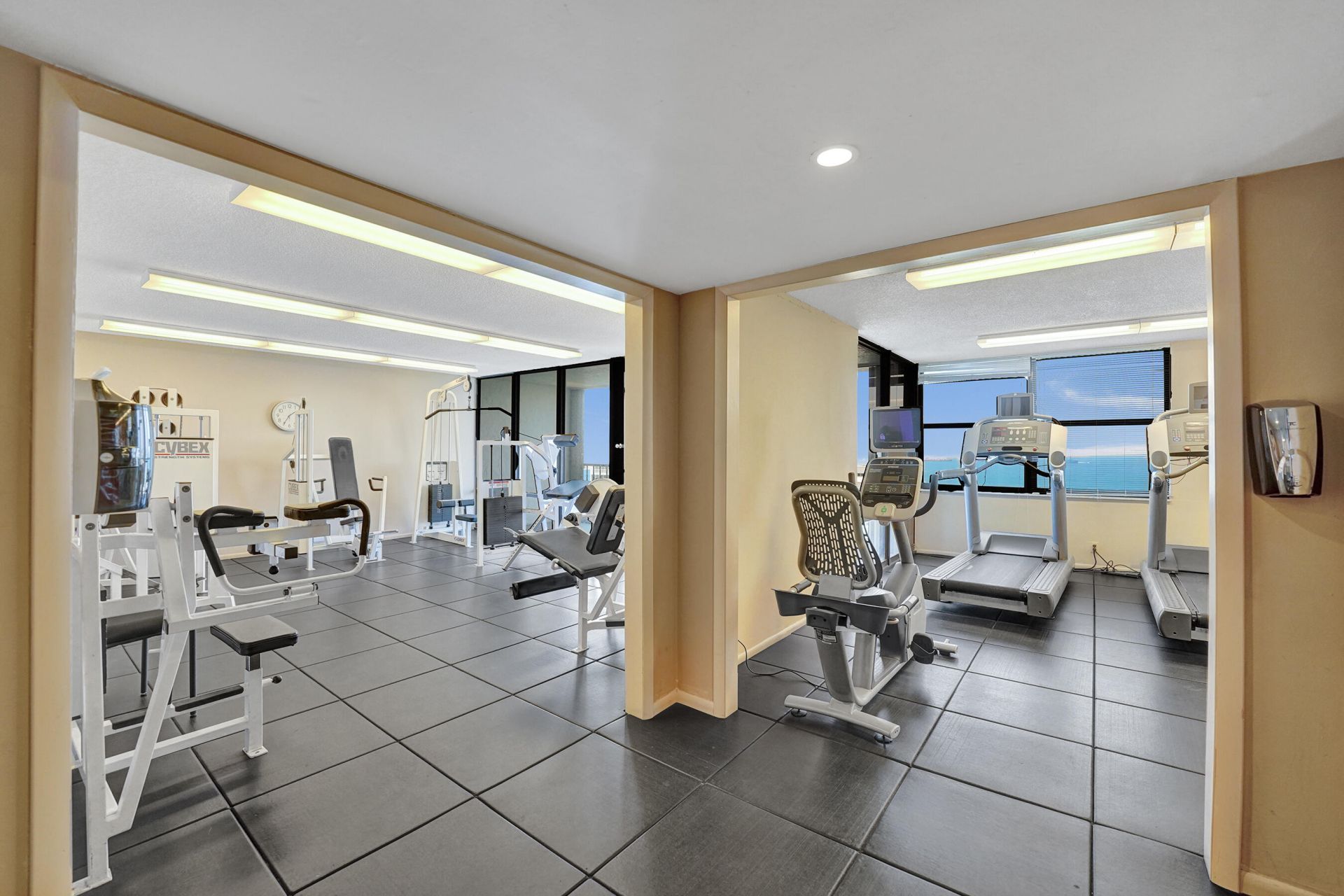 936 Intracoastal Drive, Unit 22C, Fort Lauderdale, FL 33304 Photo