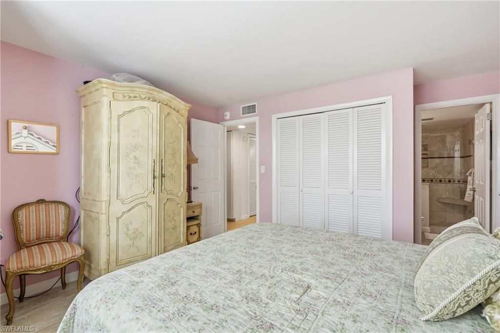 1065 Gulf Shore Blvd N, Unit 108, Naples, FL 34102 Photo