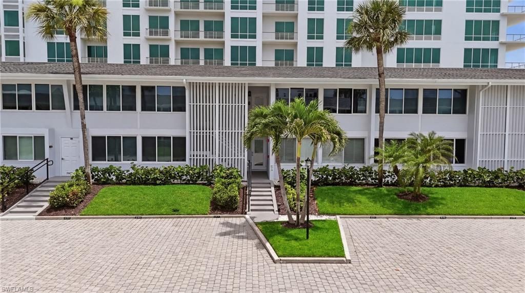 1065 Gulf Shore Blvd N, Unit 108, Naples, FL 34102 Photo