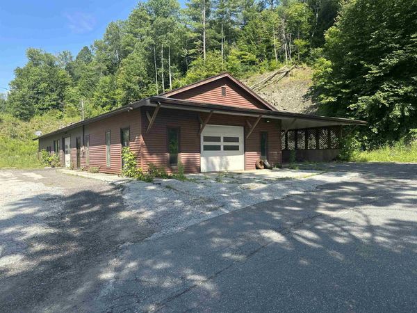 808 Erskine Road, Williamstown, VT 05679