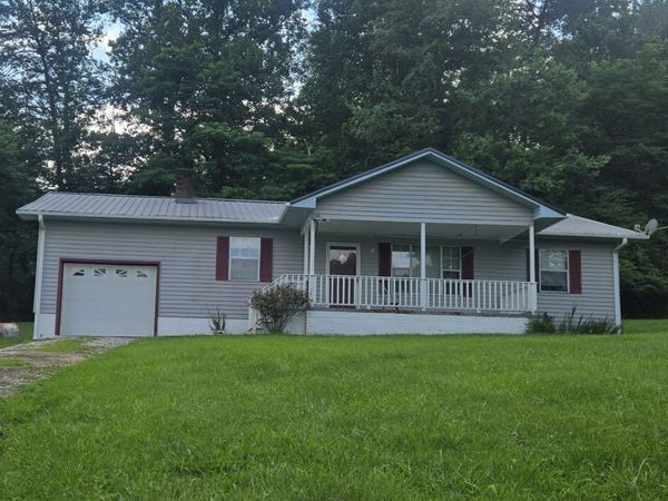 193 W Lee Dr, Palmer, TN 37365