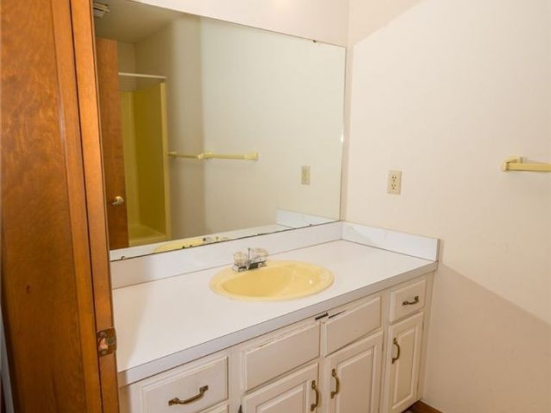 10110 Weathersfield Drive, Mentor, OH 44060 Photo 11