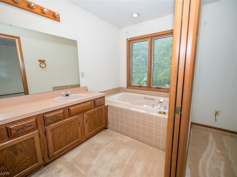 10110 Weathersfield Drive, Mentor, OH 44060 Photo 8