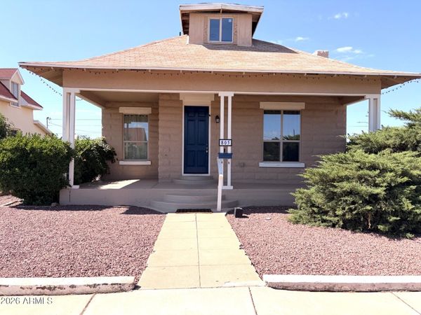 805 E 8TH Street, Douglas, AZ 85607