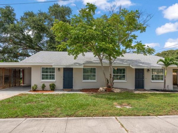 3223 DRYER AVENUE , LARGO, FL 33770