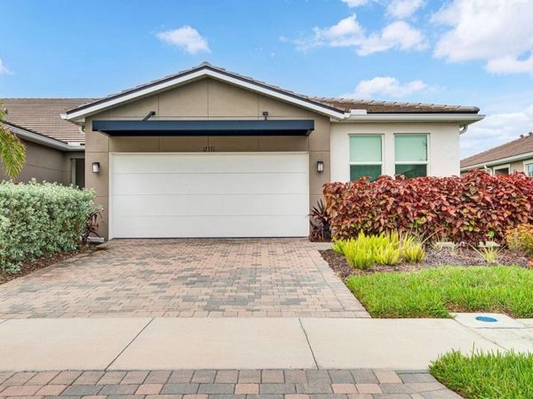12371 HEARTS EASE ST , VENICE, FL 34293