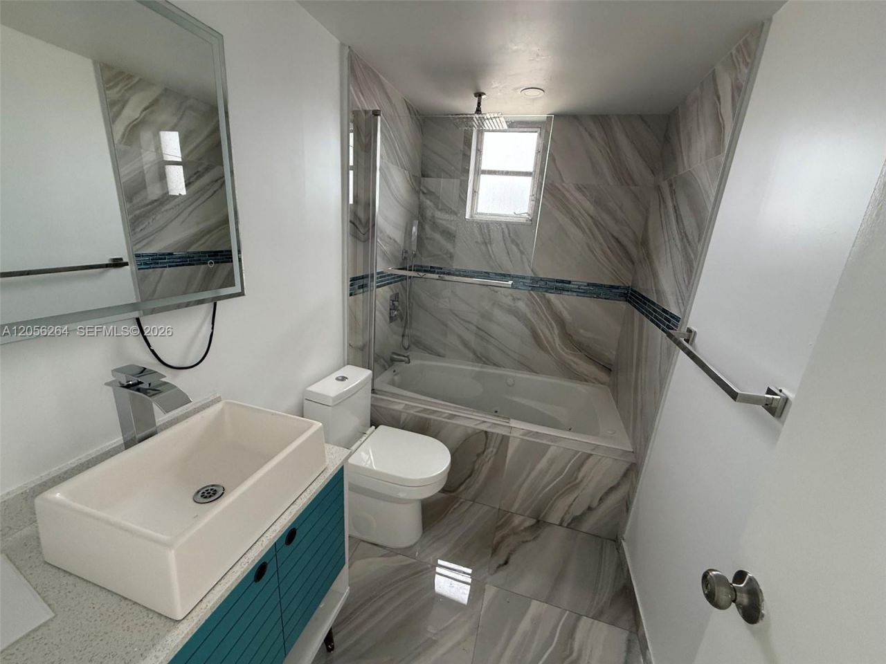 1700 NE 191st St, Unit 510, Miami, FL 33179 Photo