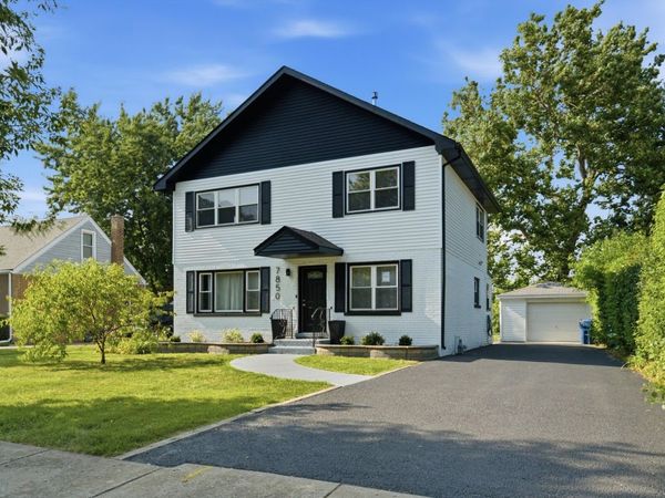 7850 Suburban Lane , Bridgeview, IL 60455