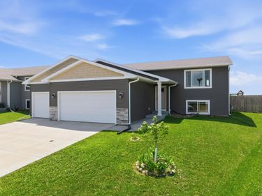 59 Southfork Place SE, Kasson, MN 55944