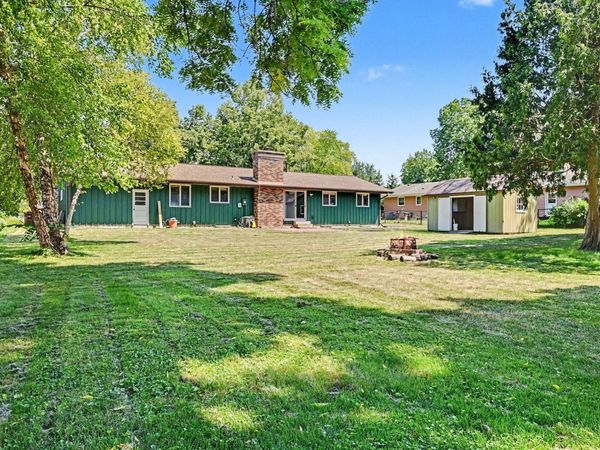 206 Lincoln Avenue S, New Prague, MN 56071