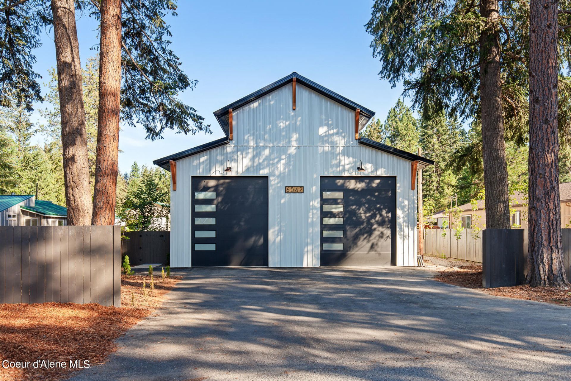 6562 W HARBOR DR  primary photo