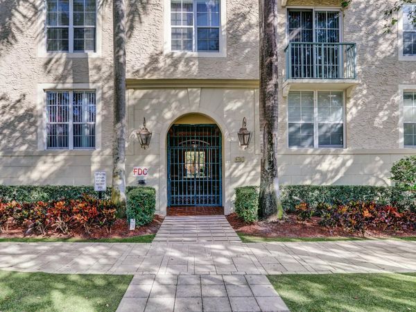 630 S Sapodilla Avenue S, Unit 321, West Palm Beach, FL 33401