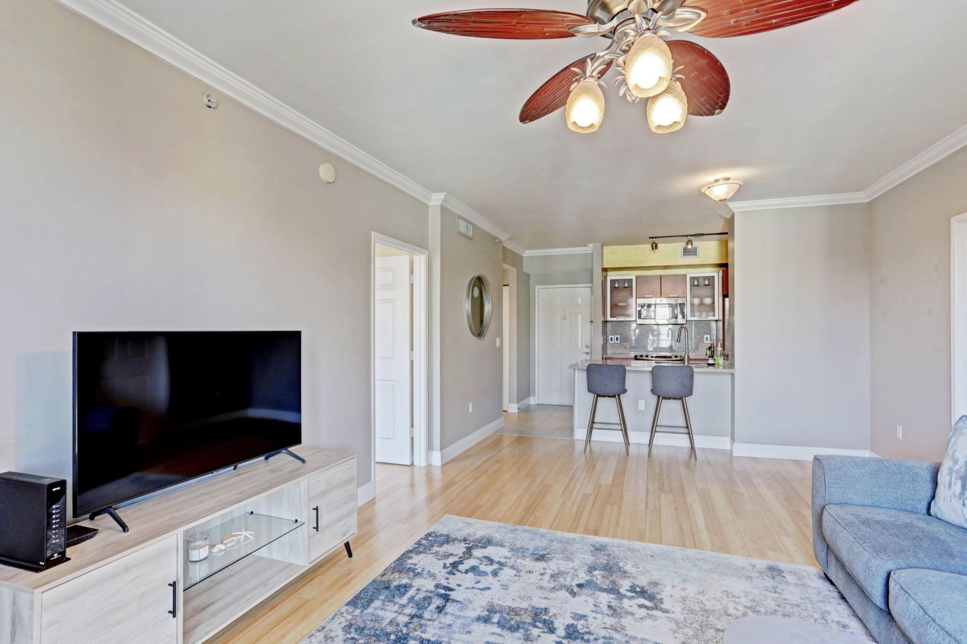 630 S Sapodilla Avenue S, Unit 321, West Palm Beach, FL 33401 Photo